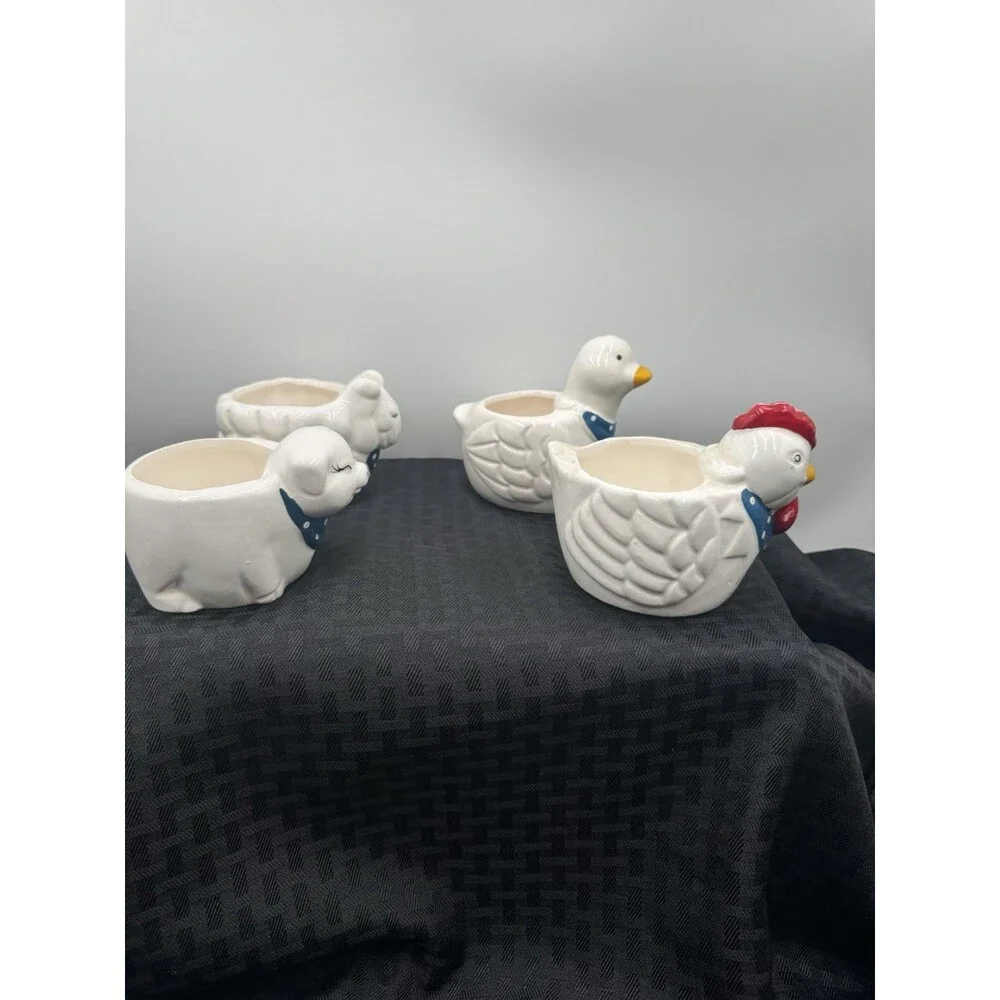 Set Of 4 Small Vintage Planters